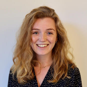 Babysitter a Como: Tara