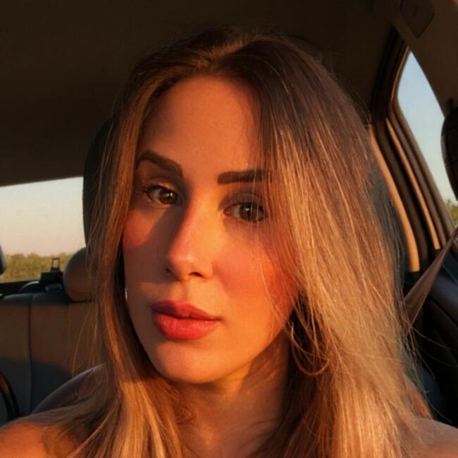 Emprego de babá em Cuiabá: Ana Paula