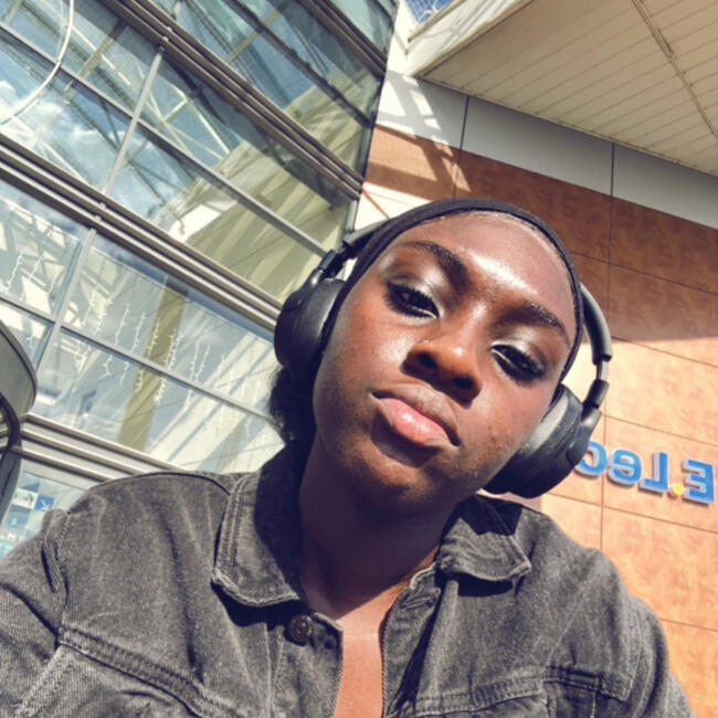 Babysitter in Reims: Mayimouna