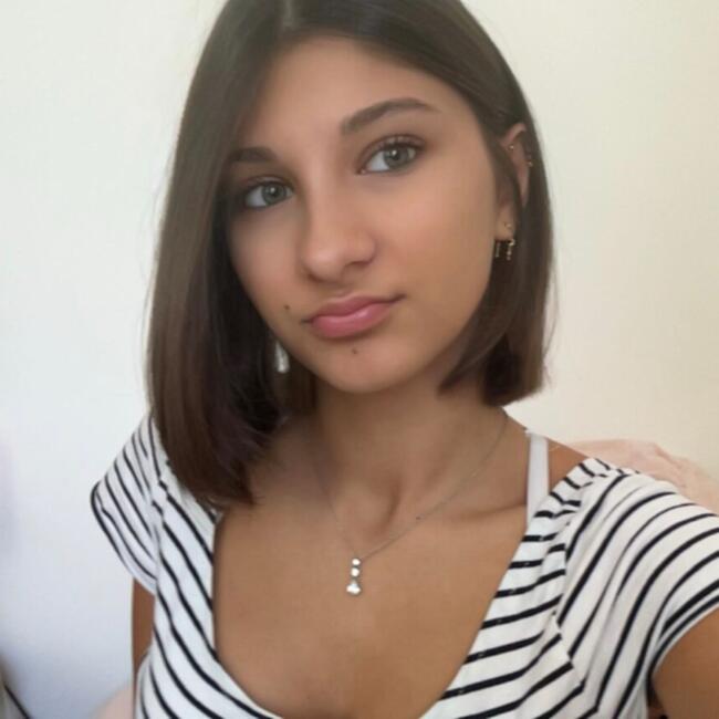 Babysitter in Amiens: Emmie