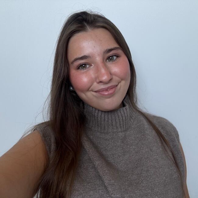 Babysitter in Valladolid: Lydia