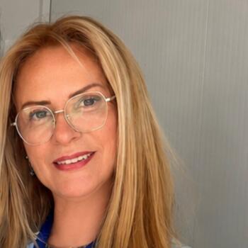 Babysitter em Paço de Arcos: Silvana