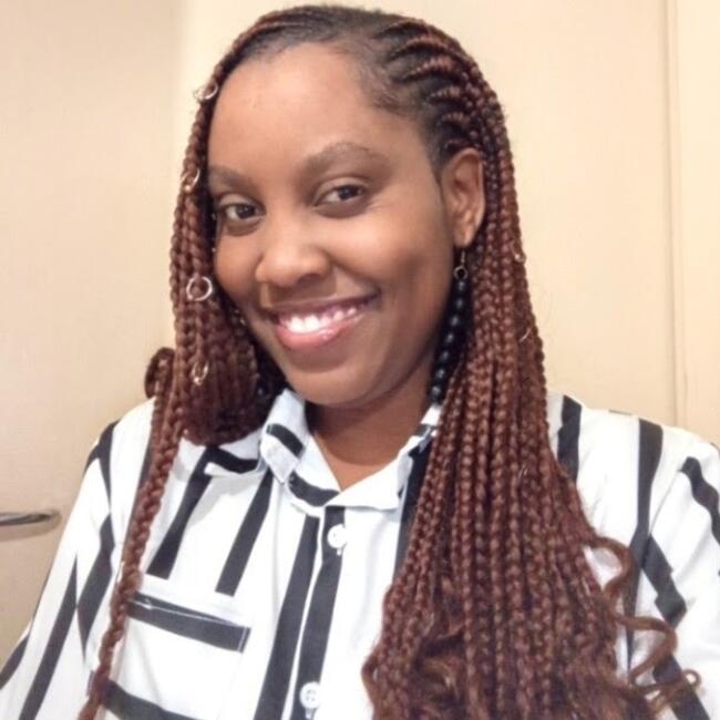 Nanny in Dubai: Aquillar Queen