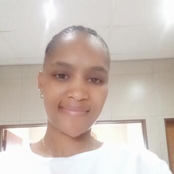 Babysitter in Kuruman: Runecia
