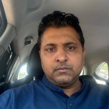 Parent Noida: Manish
