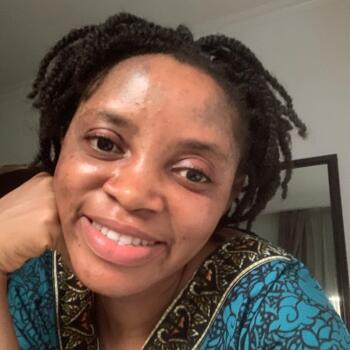 Babysitter Lagos: Elizabeth