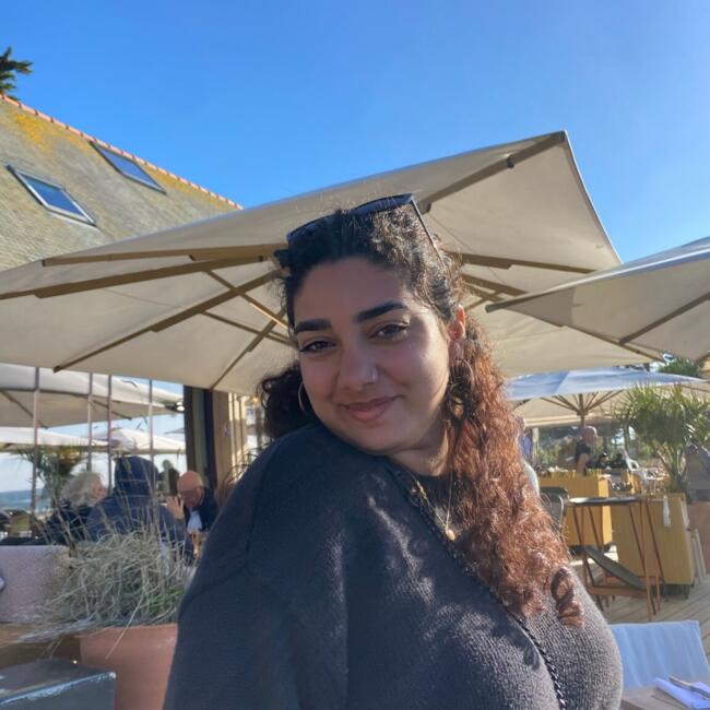 Babysitter in Boulogne-Billancourt: Sarah