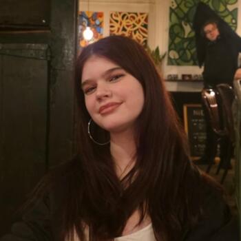 Babysitter in Destelbergen: Alix