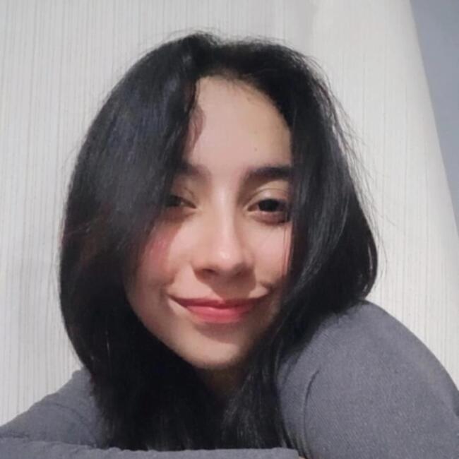 Babysitter in Asunción: Valeria