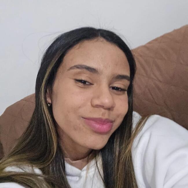 Babysitter in Esmeraldas: Lorena