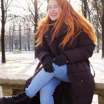 Babysitter in Neuilly-sur-Marne: Kelly