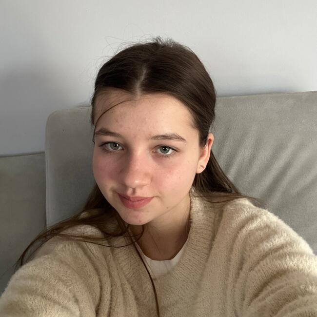 Babysitter in Saint-Pierre-d'Albigny: Lalie