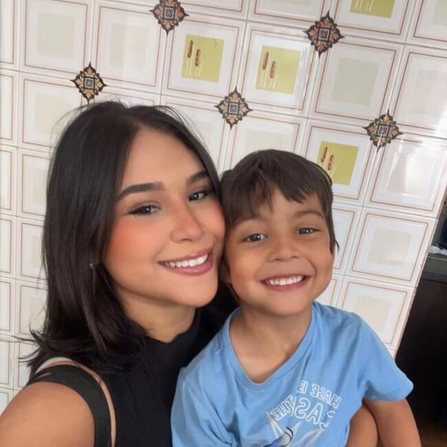 Babá em Brasília: Giovanna