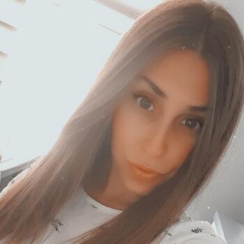Babysitter em Almada: Melanie
