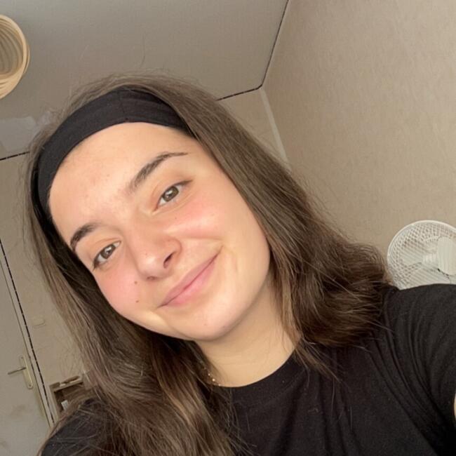 Nanny in Blanzy: Mikaela