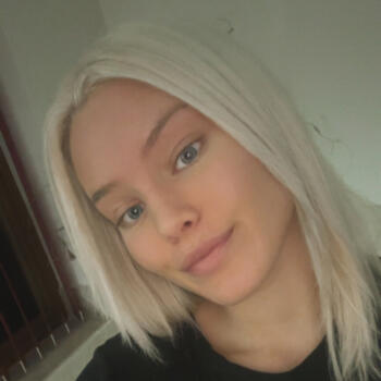 Babysitter Peterborough: Chel'c