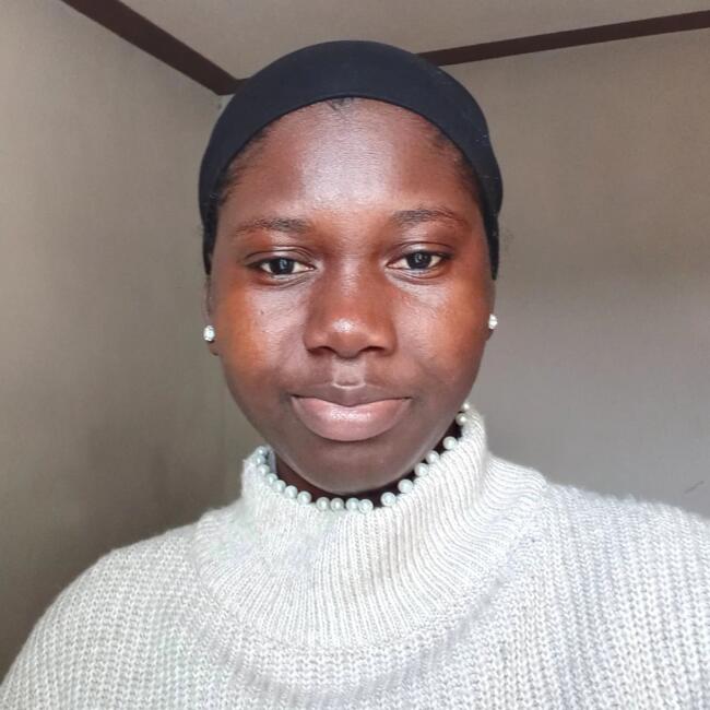 Babysitter in Marseille: Aminta