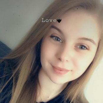 Babysitter Job Waregem: Babysitter Job Delphine