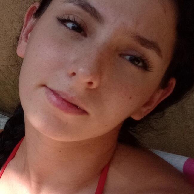 Babysitter in Araucária: Kauane Marcelly