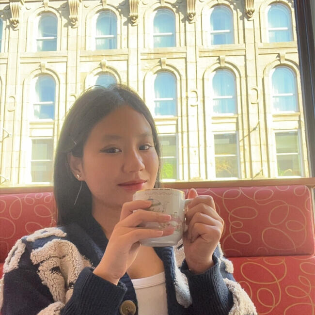 Baby-sitter in Halifax: Linh