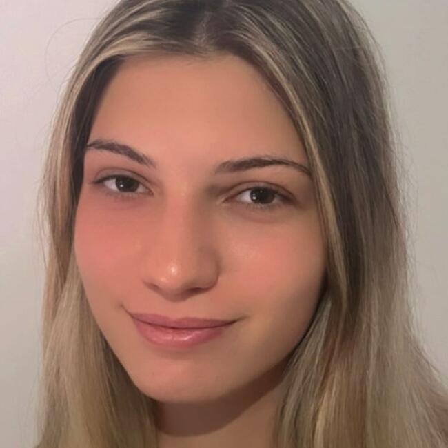 Babysitter in Brindisi: Denise