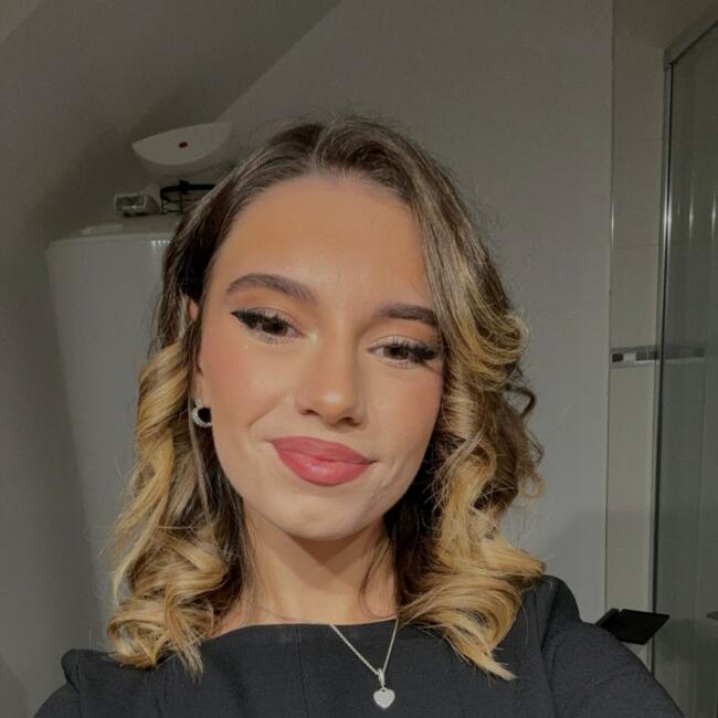 Babysitter in Presles (Île-de-France): Lilou