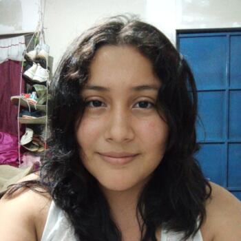 Niñera en Izalco: Cinthia Martinez