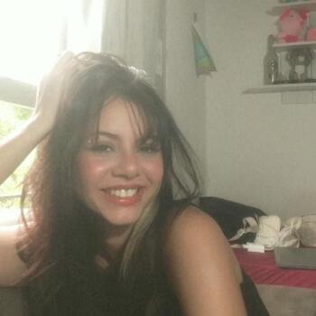 Babá em Curitiba: Verônica