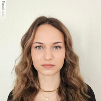 Babysitter in Meinerzhagen: Leonie