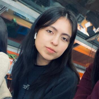 Canguro en Alcalá de Henares: Paulina