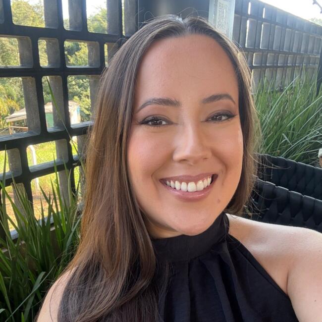 Emprego de babá em Londrina: Thayna Ferreira Lucateli
