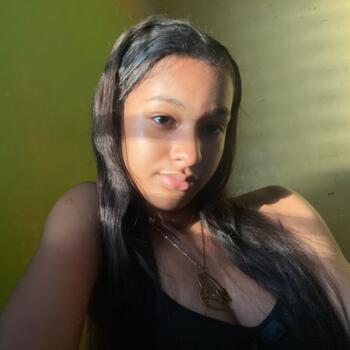 Babysitter στην περιοχή Santo Domingo Oeste: Laura