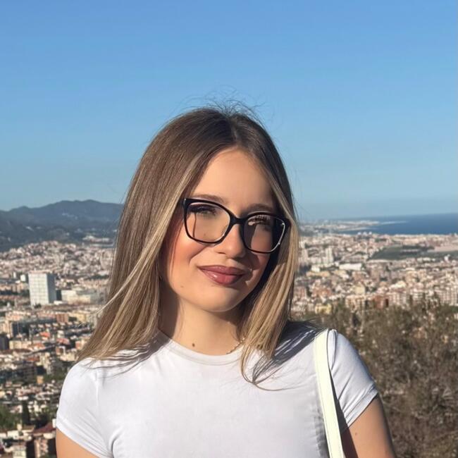 Babysitter a Winterthur: Nicole