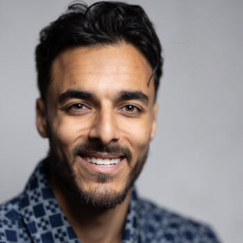 Babysitter in Paris: Nabil