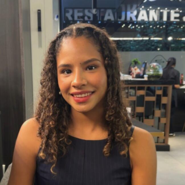 Nanny in Yuncos: Nadia