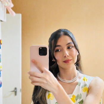 Babysitter in Auckland: Phoebe