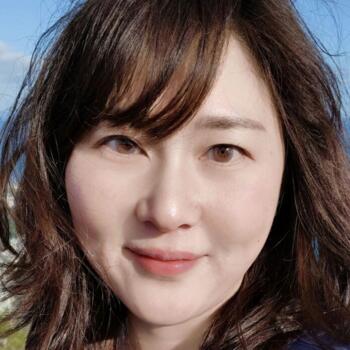 Babysitting job in Hamilton: babysitting job Haichao