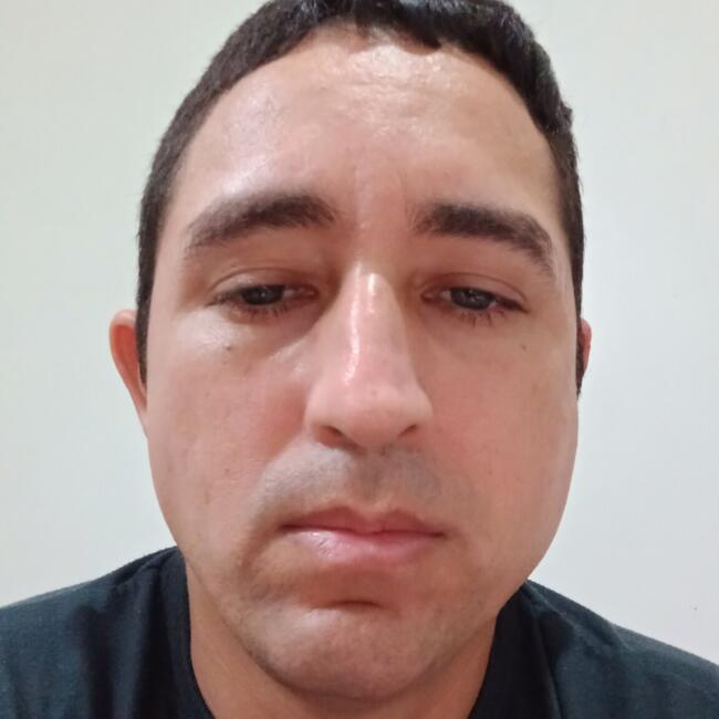 Emprego de babá em Castanhal: Fábio