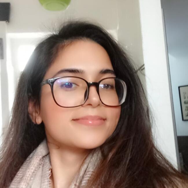 Babysitter in Tangier: Sara