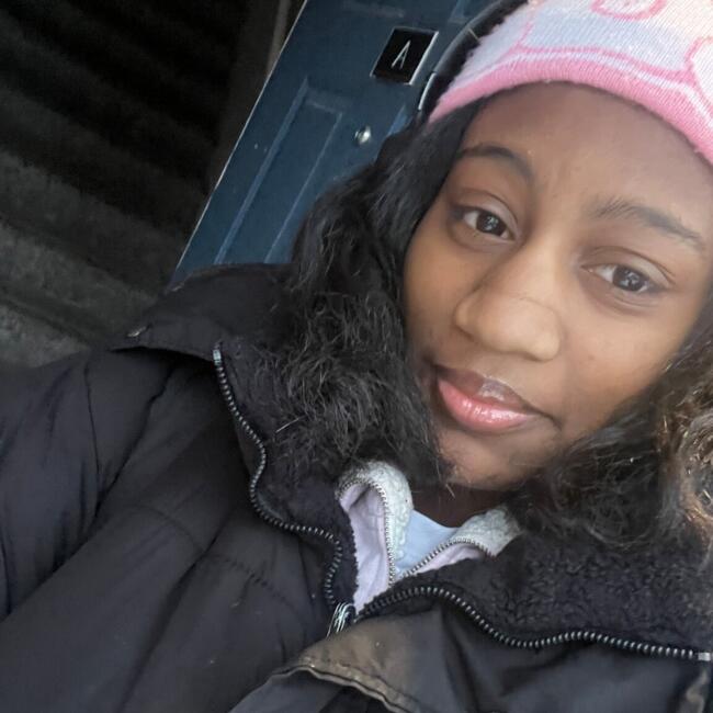 Babysitter in Indianapolis: Raven