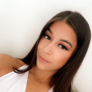 Babysitter in Chinon: Chloe