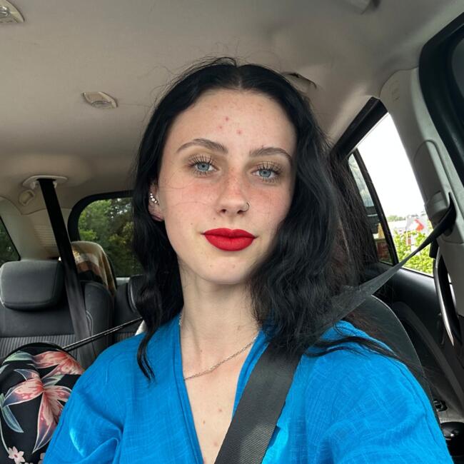 Babysitter in Saint-Pierre-d'Irube: Doan