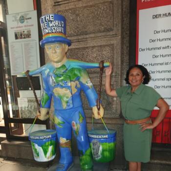 Niñera Limacucho: Isela