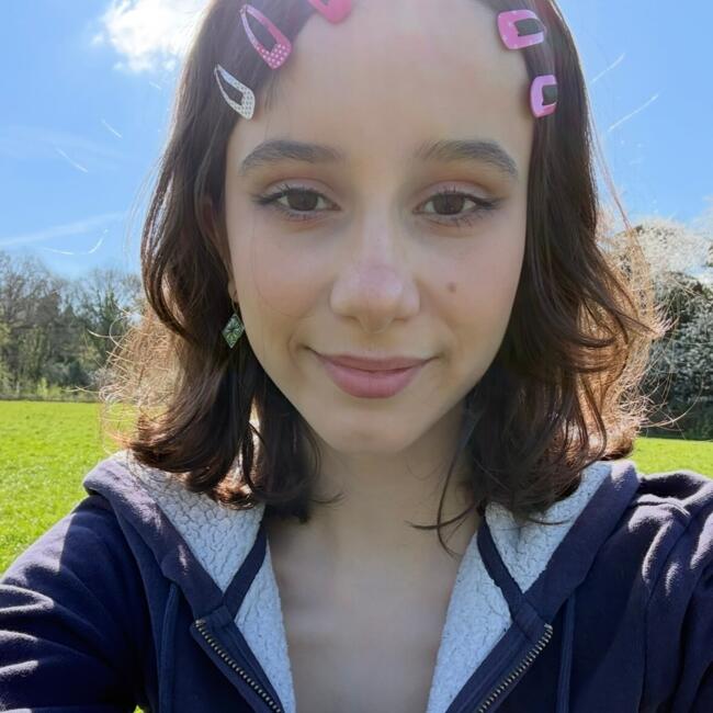 Babysitter in London: Anya
