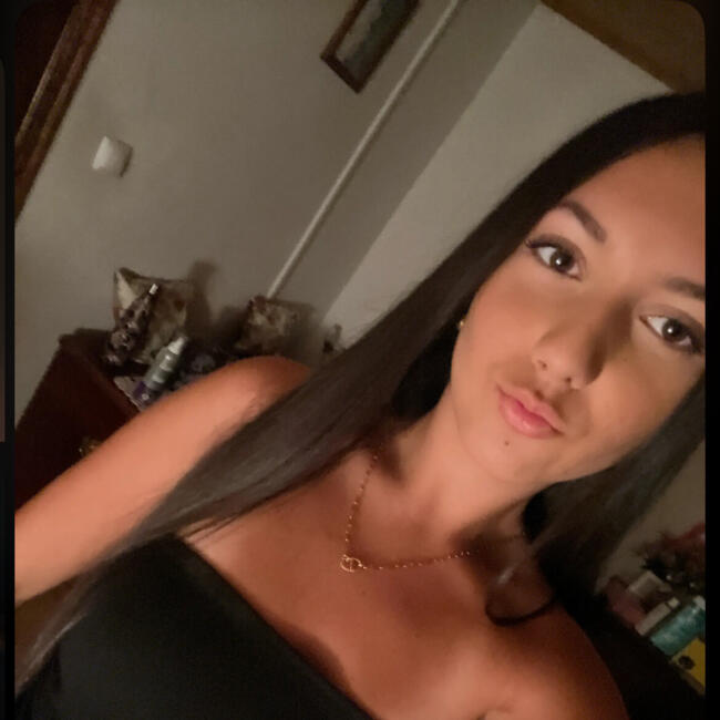 Babysitter in Crevin: Carla