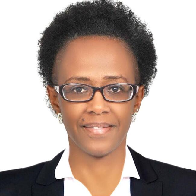 Nanny in Dubai: Caroline