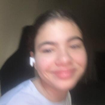 Babysitter Deerfield Beach: Sophia