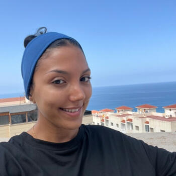 Babysitter in Brussel: Anissa