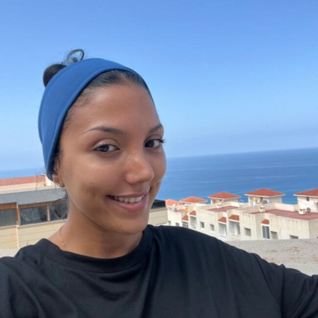 Babysitter in Brussel: Anissa