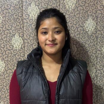 Nanny in Noida: Pavi